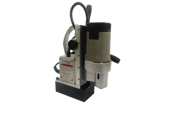 3-670733-dreli-na-magnitnoj-podosve-crown-ct32029-bmc PERCEUSE A SOCLE MAGNETIQUE 23MM 1400W CROWN CT32029